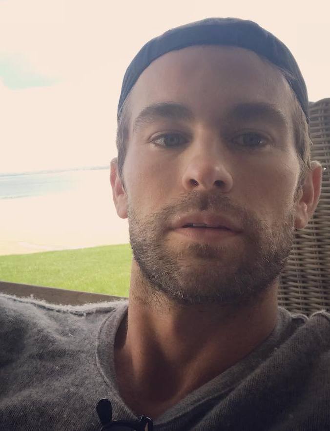 Chace Crawford Family: Parents, Siblings | FamilyWing